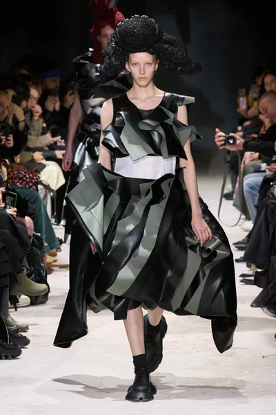 Look 6